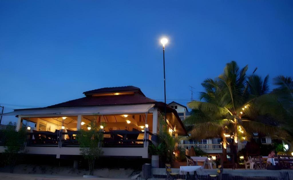 猎鹰海滩酒店 纳仲天 外观 照片