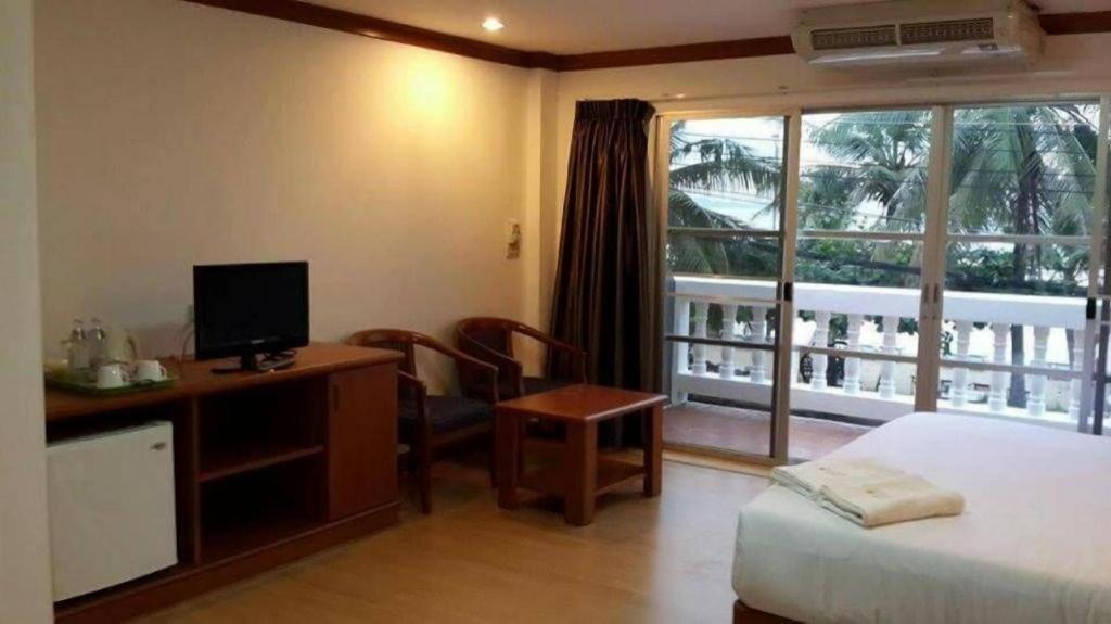 猎鹰海滩酒店 纳仲天 外观 照片